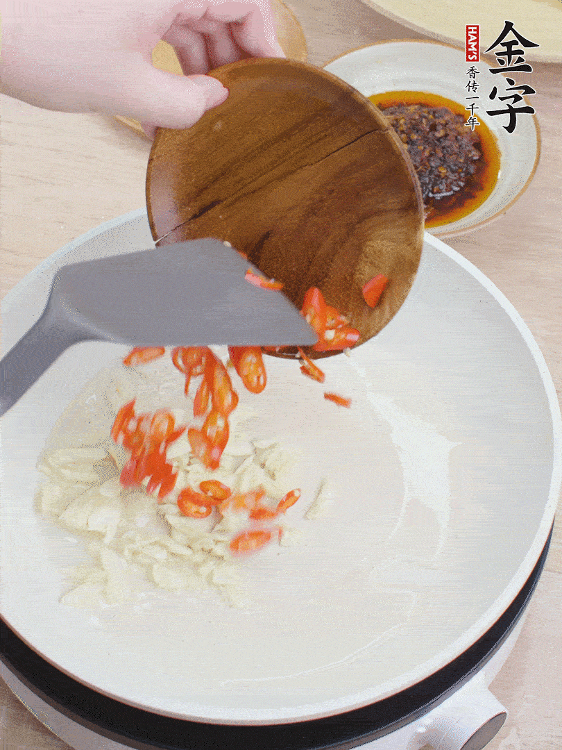 ĩ